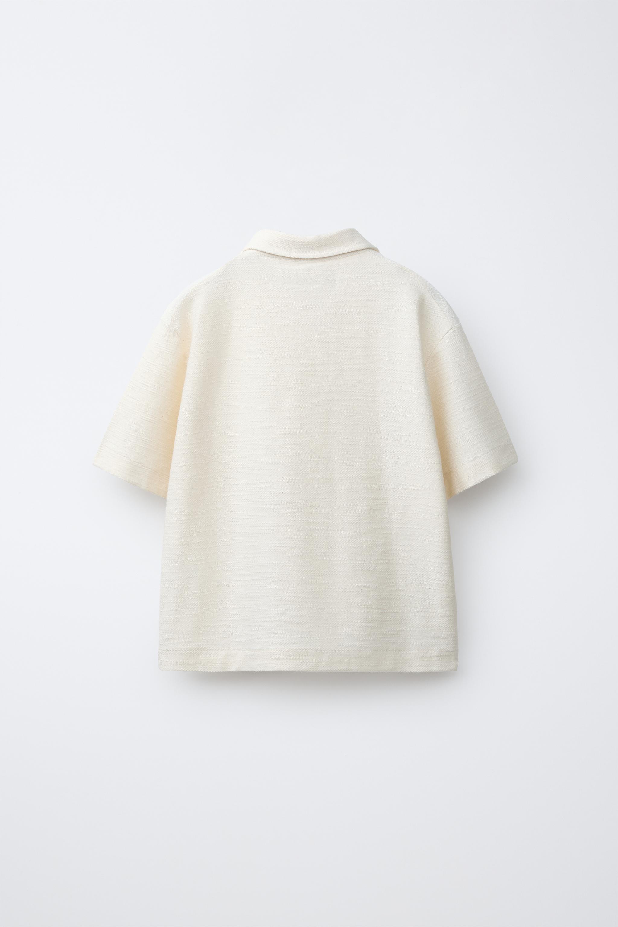 ENSEMBLE CHEMISE ET BERMUDA TEXTURÉS AVEC ÉTIQUETTE